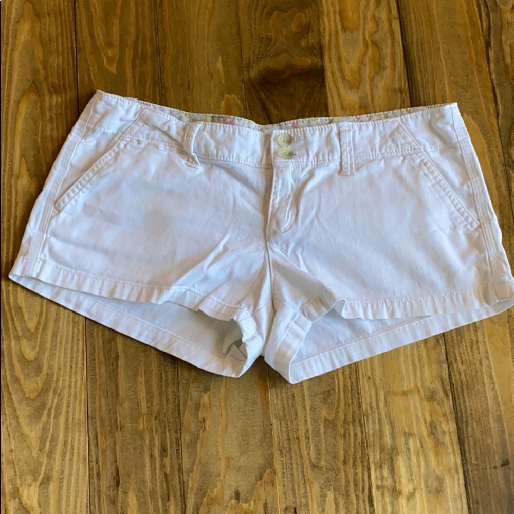 Women’s American eagle white twill shorts size 2